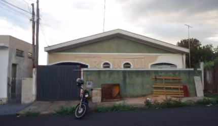 Casa Padrão em São Carlos