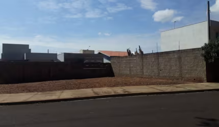 Terreno Padrão em São Carlos