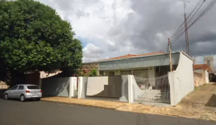 Casa Padrão em São Carlos