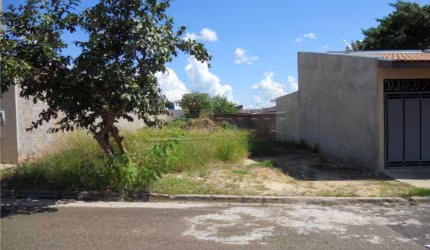 Terreno Padrão em São Carlos