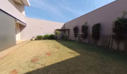 Casa Padrão em São Carlos