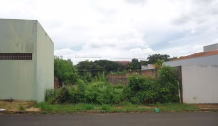 Terreno Padrão em São Carlos