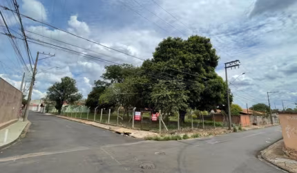 Terreno Padrão em São Carlos