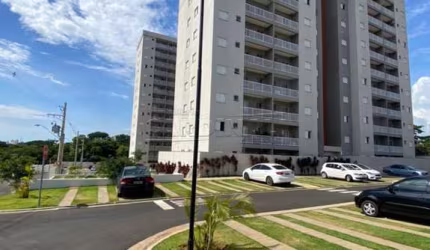 apartamento de dois dormitórios em ótima localização.