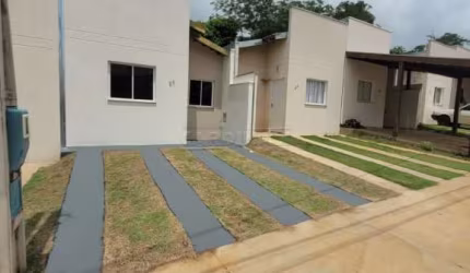 Casa em condomínio em Água Vermelha.