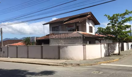 Sobrado Alto Padrão para Venda em Morro do Meio Joinville-SC