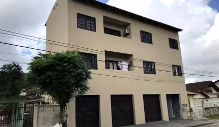 Sobrado Padrão para Venda em Boehmerwald Joinville-SC