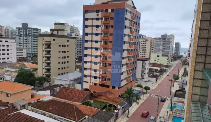 Cobertura TRIPLEX na Vila Tupi, 4 dormitórios, piscina, confira na imobiliária em Praia Grande.