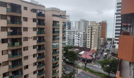 Apartamento no Canto do Forte, 4 dormitórios, sacada, confira na imobiliária em Praia Grande.