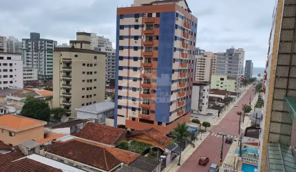 Cobertura TRIPLEX na Vila Tupi, 4 dormitórios, piscina, confira na imobiliária em Praia Grande.