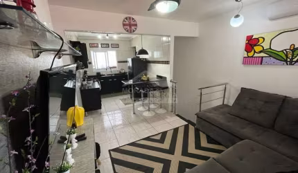Casa sobreposta alta em Condomínio Fechado na Aviação, 3 dormitórios, confira em Praia Grande.