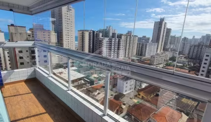 Maravilhoso Alto Padrão de 2 dormitórios com vista mar.
