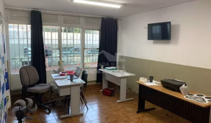 Casa comercial na Tupi