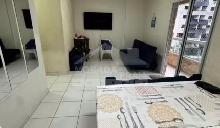 Apartamento MOBILIADO no Canto do Forte, 1 dormitório, 180 metros mar, confira em Praia Grande.