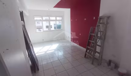 Sala comercial para locação no Boqueirão Vista livre!