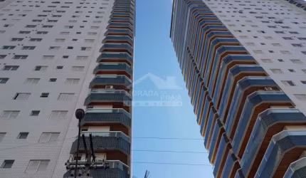 Cobertura ENORME no FORTE, 4 suítes, piscina, 4 VAGAS, lazer, só na imobiliária em Praia Grande.