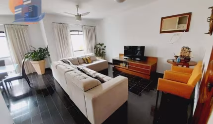 Amplo Apartamento com 03 Dormitórios Lado Praia Enseada.
