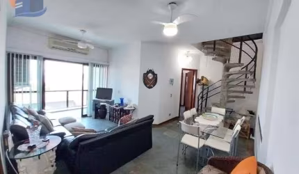 Apartamento Duplex na praia da Enseada, com vista  para o mar