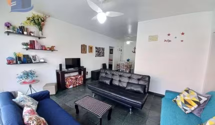 Amplo Apartamento à 250 Metros da Praia.