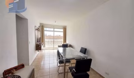 Apartamento com Boa localização na Enseada Guarujá.