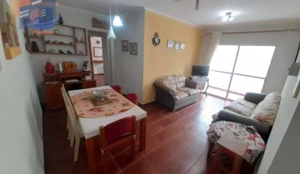 Apenas 90 Metros da Praia Enseada!!