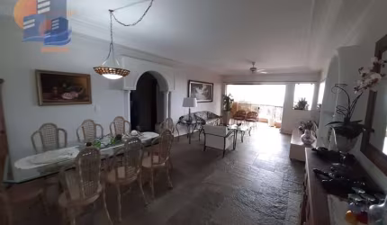 Amplo Apartamento Lado Praia!