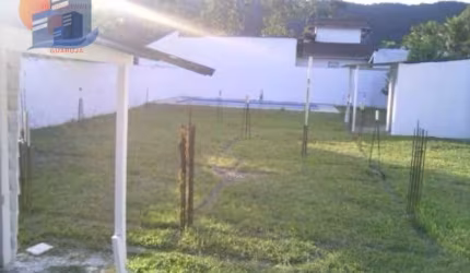 Terreno Localizado Próximo a Nova Faculdade e comércios Enseada.