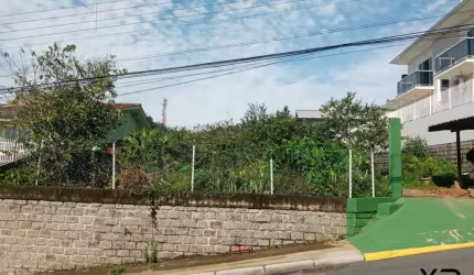 Terreno em São José a venda com vista para o mar, com 461m2