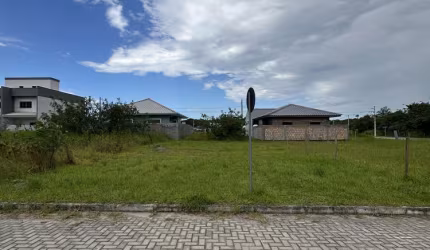 Terreno com 200m²
