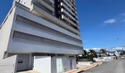 Apartamento no Centro de Palhoça com 2 quartos sendo 1 suíte, 2 banheiros e 1 vaga de garagem