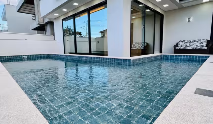 Casa à venda na Pedra Branca com 3 suítes 5 banheiros e 4 vagas