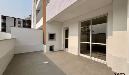 Apartamento em Capoeiras com 2 quartos sendo 1 suítes, 2 banheiros e 1 vaga de garagem