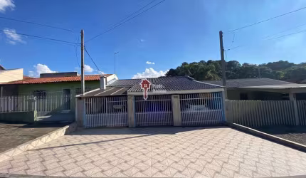 Casa no Bairro Pinheirinho