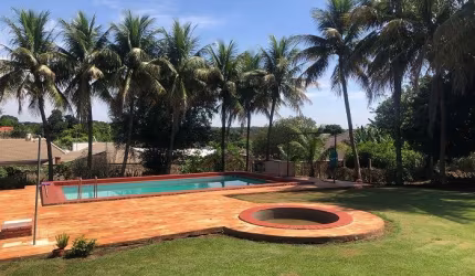 VENDA | Excelente oportunidade: Chácara com Terreno de 5.771m² dentro da cidade Maringá - Vila Morangueira .
