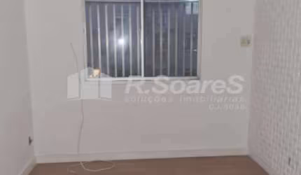 Apartamento com 2 quartos à venda na Estrada da Água Branca, Realengo, Rio de Janeiro, 55 m2 por R$ 195.000