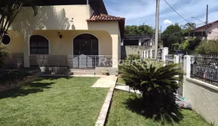 Casa com 3 quartos à venda na Rua Alagoinha, Jardim Sulacap, Rio de Janeiro, 200 m2 por R$ 950.000