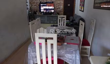 Casa em condomínio fechado com 3 quartos à venda na Rua Jerônimo Pinto, Campinho, Rio de Janeiro, 216 m2 por R$ 430.000
