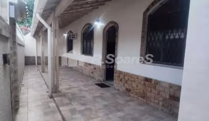 Casa com 2 quartos à venda na Rua Teodoro Sampaio, Jardim Sulacap, Rio de Janeiro, 100 m2 por R$ 650.000