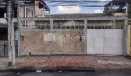 Casa com 3 quartos à venda na Rua Assis Martins, Marechal Hermes, Rio de Janeiro, 119 m2 por R$ 590.000