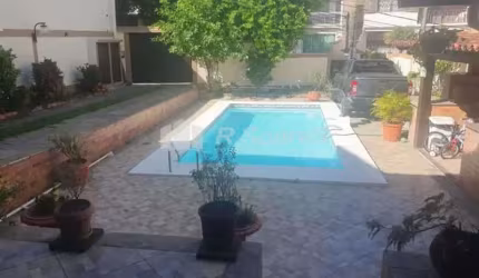 Casa em condomínio fechado com 5 quartos à venda na Rua Retiro dos Artistas, Pechincha, Rio de Janeiro, 348 m2 por R$ 1.390.000
