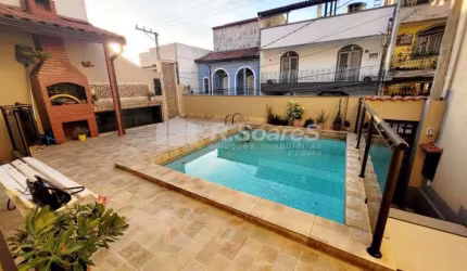 Casa em condomínio fechado com 3 quartos à venda na Rua das Rosas, Vila Valqueire, Rio de Janeiro, 165 m2 por R$ 710.000