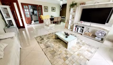 Casa em condomínio fechado com 3 quartos à venda na Rua Guapimirim, Vila Valqueire, Rio de Janeiro, 180 m2 por R$ 950.000