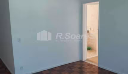 Apartamento com 3 quartos à venda na Rua Luís Beltrão, Vila Valqueire, Rio de Janeiro, 90 m2 por R$ 360.000