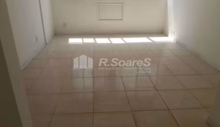 Apartamento com 2 quartos à venda na Rua Professor Quintino do Vale, Estácio, Rio de Janeiro, 56 m2 por R$ 294.000