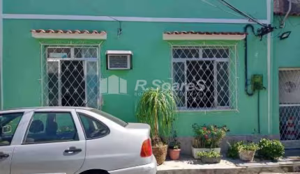 Casa em condomínio fechado com 3 quartos à venda na Rua Bernardo de Vasconcelos, Realengo, Rio de Janeiro, 100 m2 por R$ 290.000