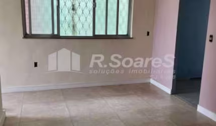 Casa com 3 quartos à venda na Rua Ismênia, Bento Ribeiro, Rio de Janeiro, 147 m2 por R$ 450.000