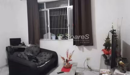 Apartamento com 2 quartos à venda na Rua Frei Bento, Oswaldo Cruz, Rio de Janeiro, 60 m2 por R$ 200.000