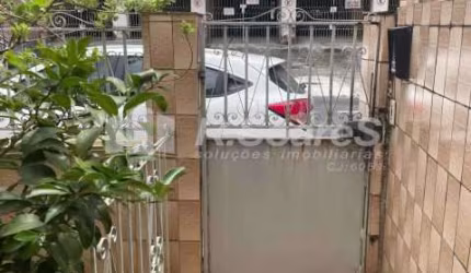 Casa com 3 quartos à venda na Rua Maria Lópes, Madureira, Rio de Janeiro, 101 m2 por R$ 390.000