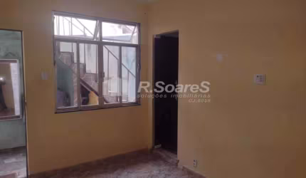 Casa com 2 quartos à venda na Rua Quiroa, Bento Ribeiro, Rio de Janeiro, 80 m2 por R$ 220.000