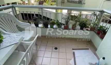 Apartamento com 3 quartos à venda na Rua Apiacás, Taquara, Rio de Janeiro, 72 m2 por R$ 320.000